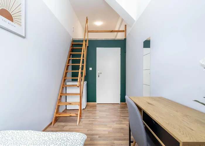 Tanie Centrum Pkp * 포즈난